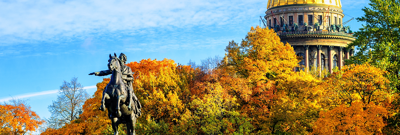 Круиз из Москвы в Санкт-Петербург и обратно теплоход "Максим Литвинов"