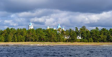 Круиз из Петербурга на Валаам и обратно, теплоход "Волга Стар"