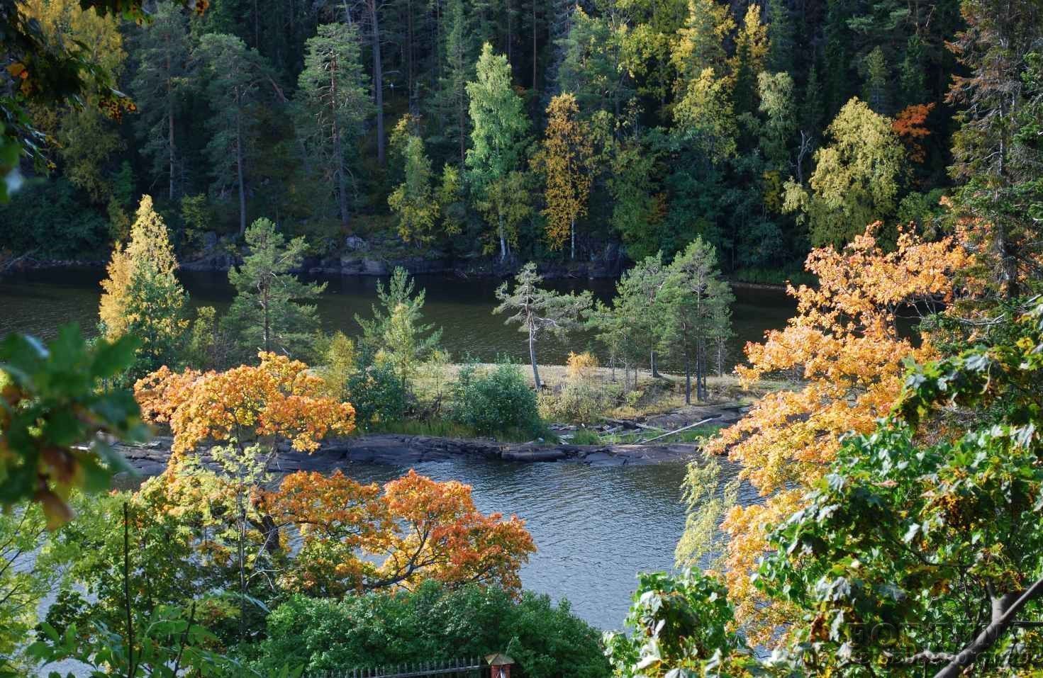 Круиз на остров Валаам из Петербурга, теплоход "Ленин", сезон 11