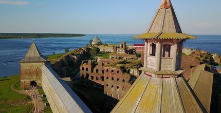 Круиз на Орешек и Валаам, теплоход "Ленин"