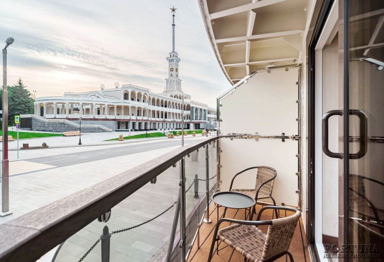 Круиз "Очарование русской провинции, теплоход "Мустай Карим"