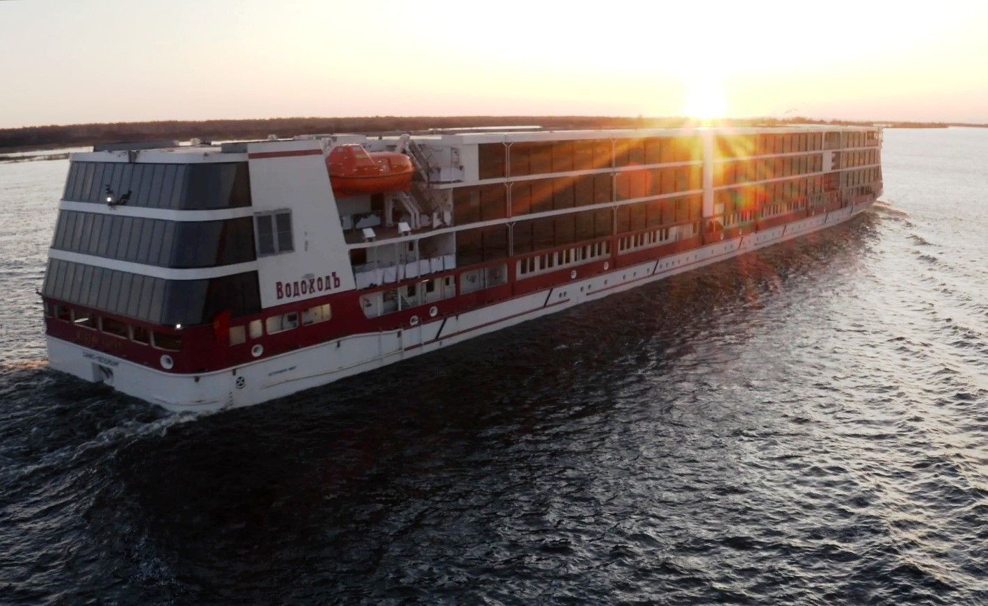 Круиз из Москвы в Ярославль и обратно, теплоход "Мустай Карим"