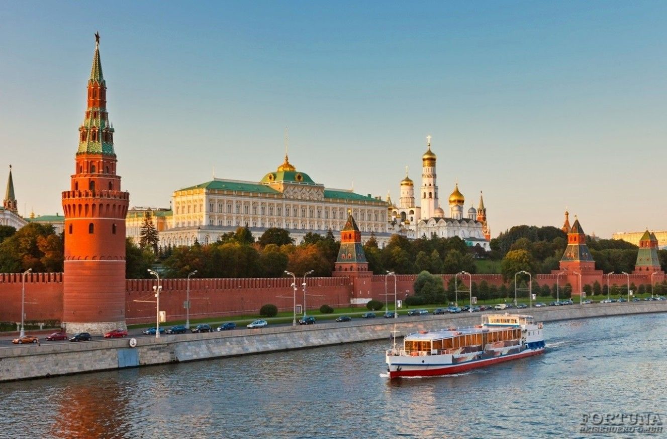 Круиз из Астрахани в Москву, теплоход "Александра"