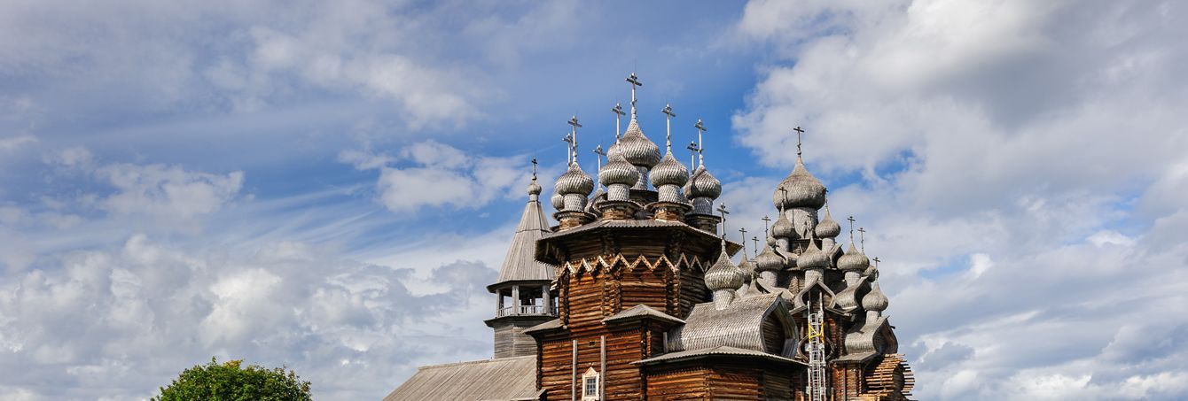 Круиз на Валаам и Кижи из Петербурга, теплоход "Симфония севера", сезон 5 август