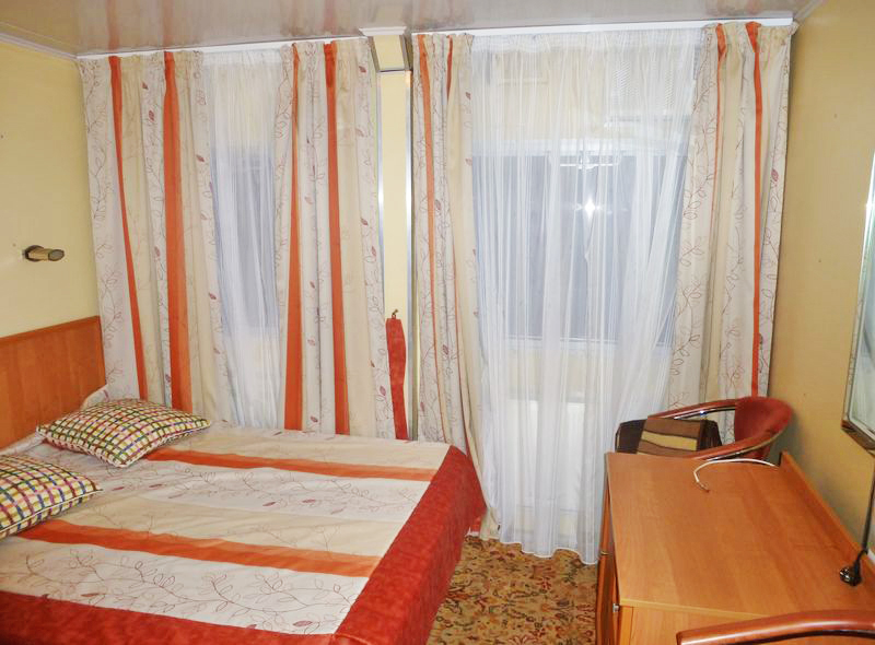 Полулюкс Б