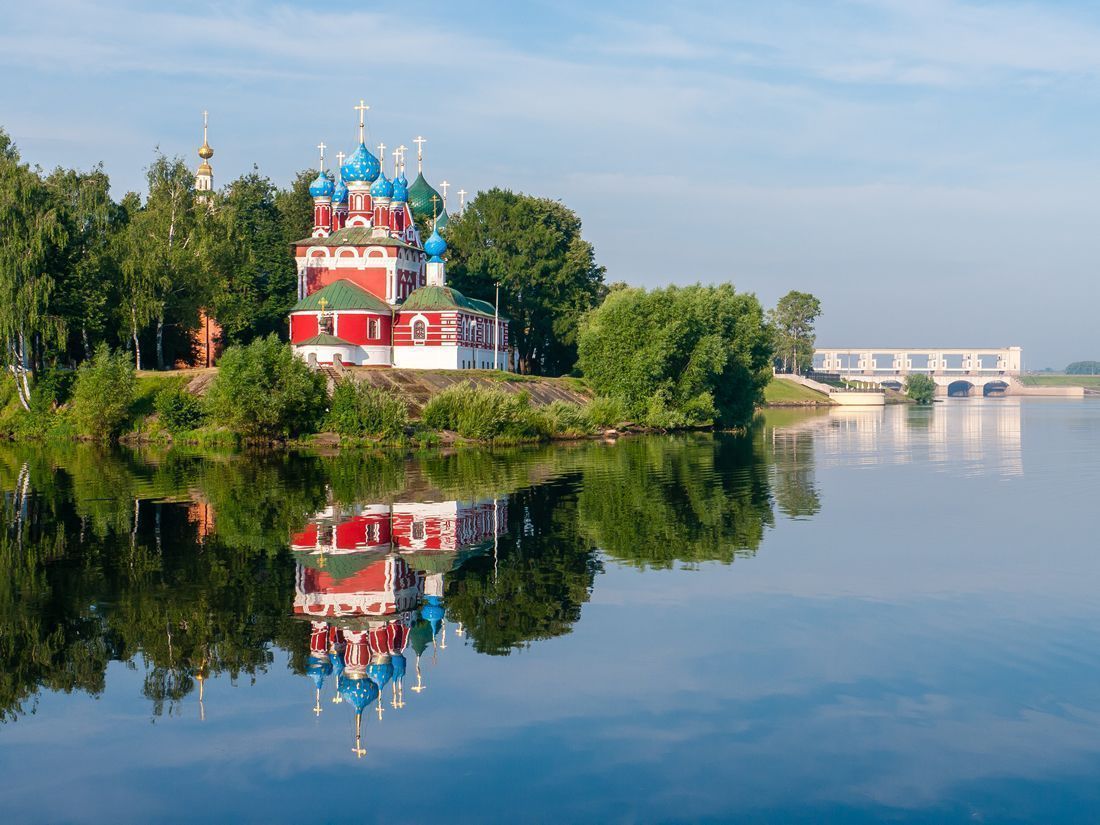Круиз из Москвы в Петербург "Две Столицы", теплоход "Россия"