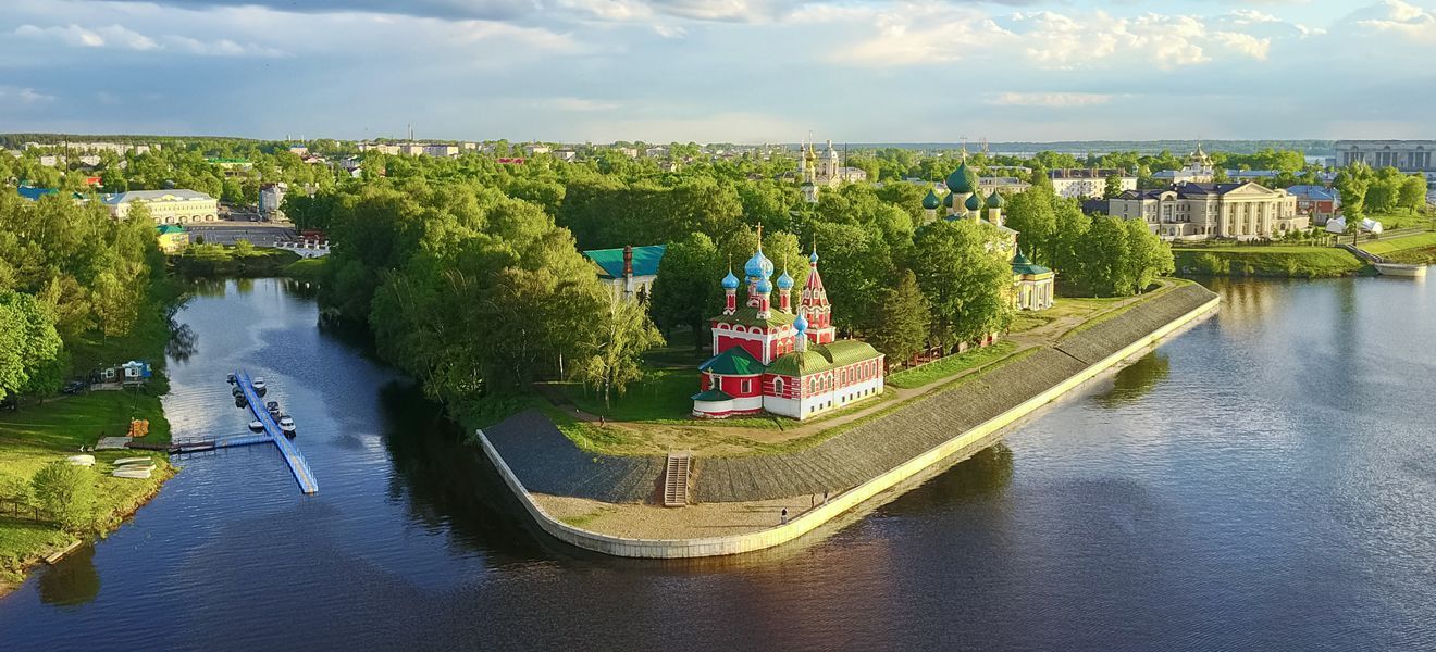 Круиз из Москвы в Углич и обратно, теплоход "Лебединое озеро"