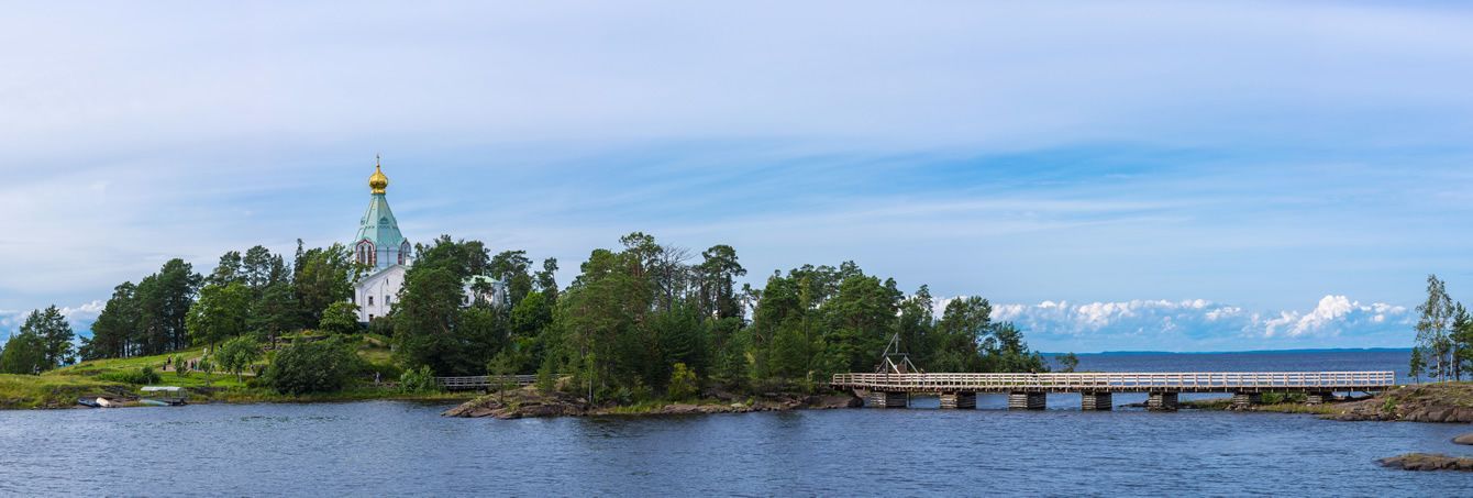 Круиз на Валаам и Коневец из Петербурга, теплоход "Георгий Чичерин"