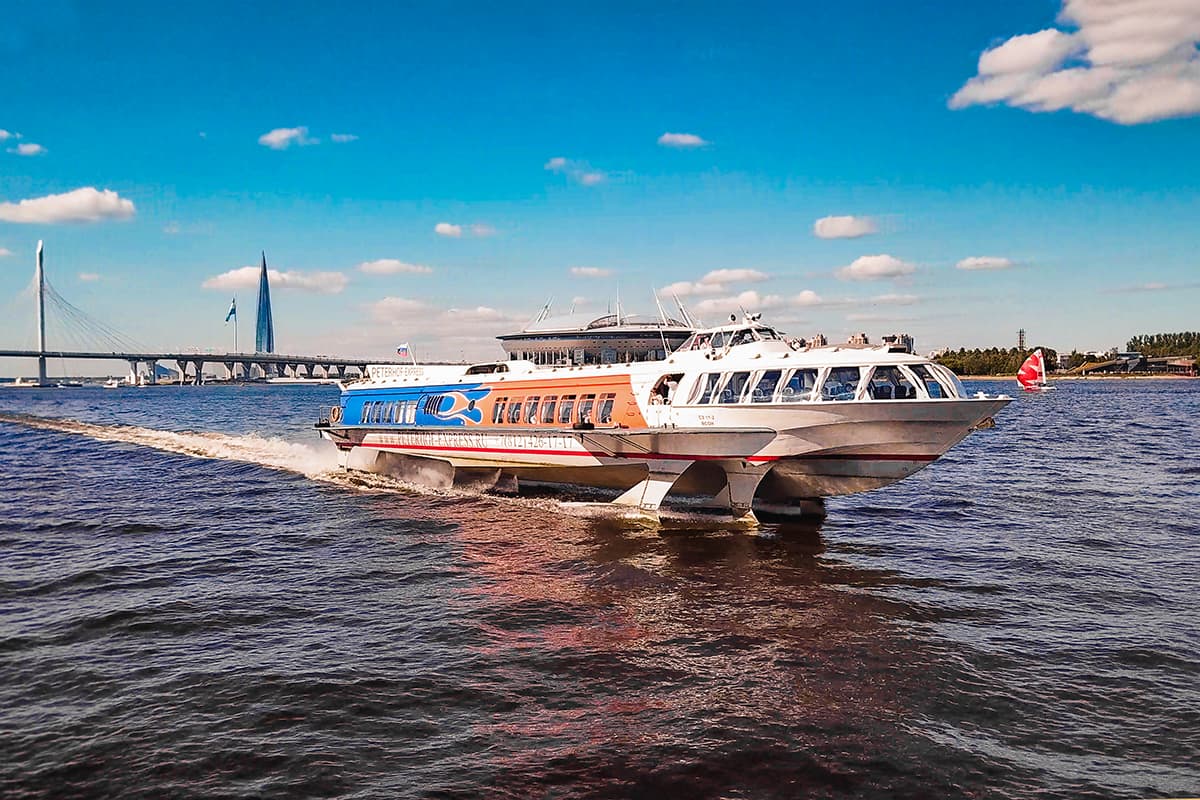 Теплоход «Метеор Э-342», аренда метеора