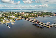 Круиз в Кронштадт на метеоре из Санкт-Петербурга
