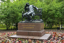 Школьные туры и экскурсии в Санкт-Петербурге