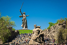 Круизы по Волге. ТХ Александра. Волгоград