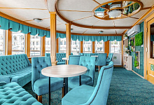 Круизы по Оби, Сибирь. Тх Северная сказка, Лесная гостиная-библиотека