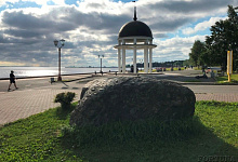 Онежская набережная в Петрозаводске, Карелия. Ротонда