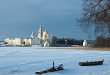 Нило-Столобенская пустынь на озере Селигер