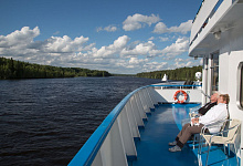 Речные круизы по России, Теплоход Волга Стар