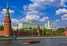 Круизы по Волге. Московский Кремль
