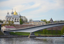 Пешеходный (Горбатый, Кремлёвский) мост в Великом Новгороде